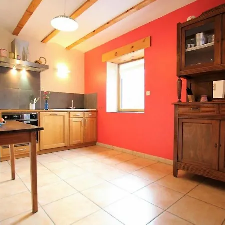 Maison A Proximite De L'Allier Avec Jardin En Terrasses, Pres De Chilhac Et Langeac - Fr-1-582-7 Holiday home